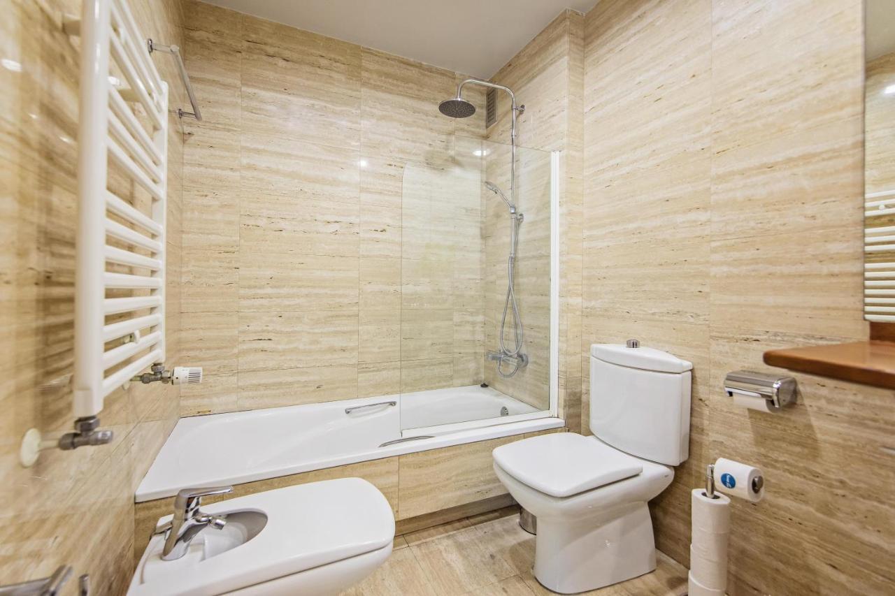 Plaza Catalunya Apartment Barcelona Bagian luar foto